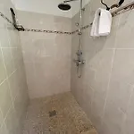 De La Source Avec Piscine Privée Сasa de vacaciones
