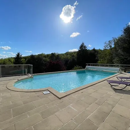 De La Source Avec Piscine Privee