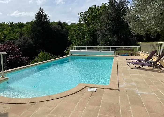 Prázdninový dům De La Source Avec Piscine Privee